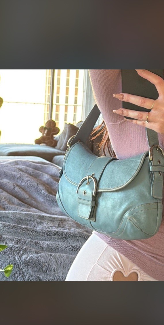 Light blue medium size coach soho bag from 2004!!!!!