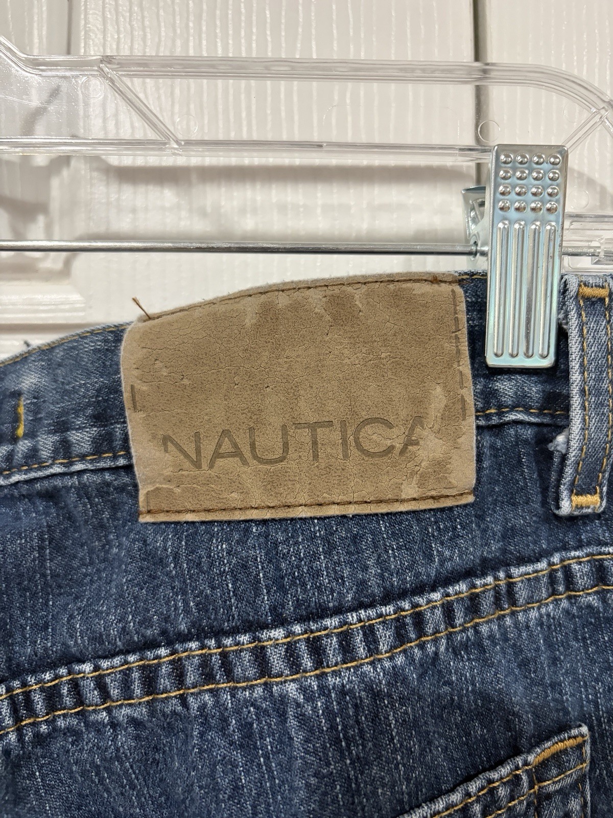 Nautica J-Class Men’s Relaxed Fit Straight Blue Medium Wash Denim Jeans 34×32