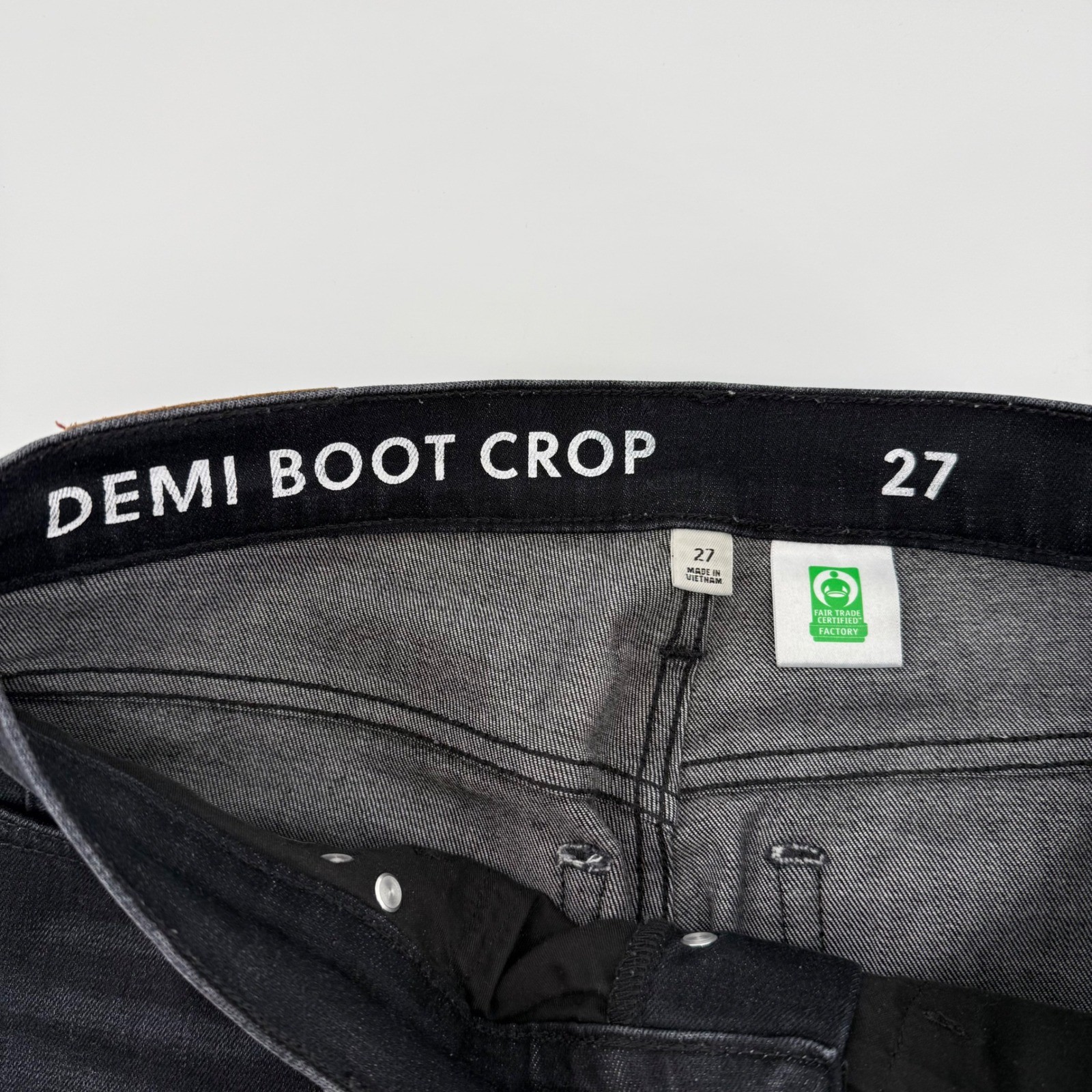 J Crew 9 inch Billie Demi Boot Crop Jeans Black Button Fly Size 27