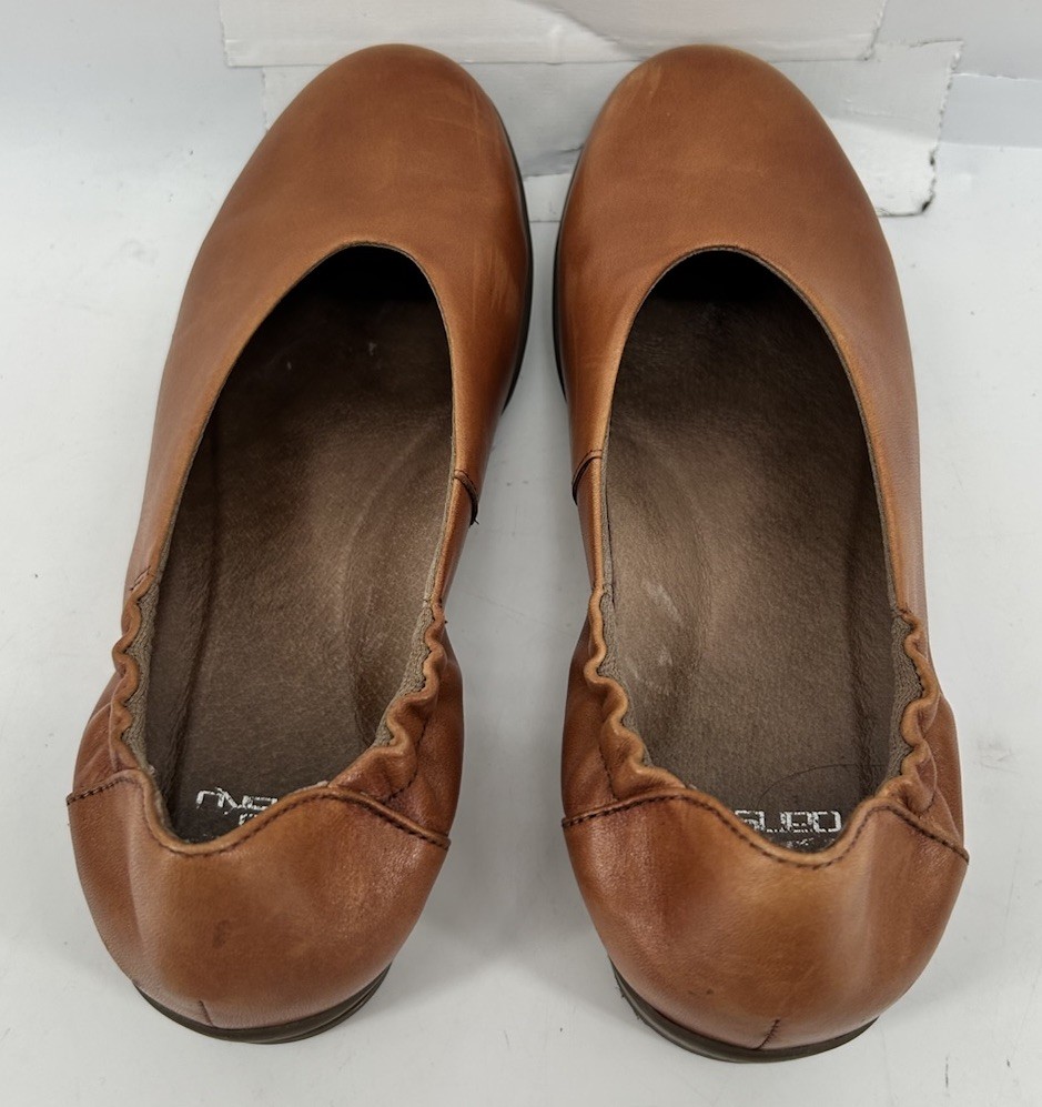Dansko Mollie Ballet Flats Nappa Leather Slip On Luggage Color Women’s 36 US 6