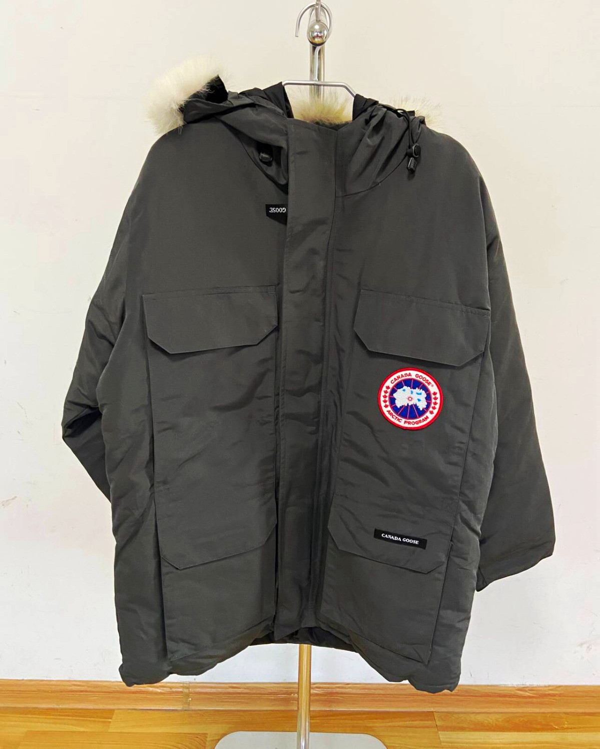 Canada Goose Men’s Gray Hooded Parka Jacket Fur Trim Down Insulated Size L