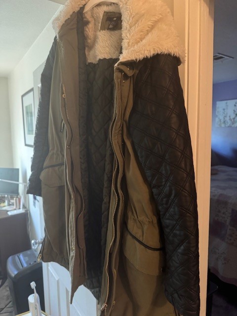Purple Shingle Swede Medium Jacket, Comint made in Argentina