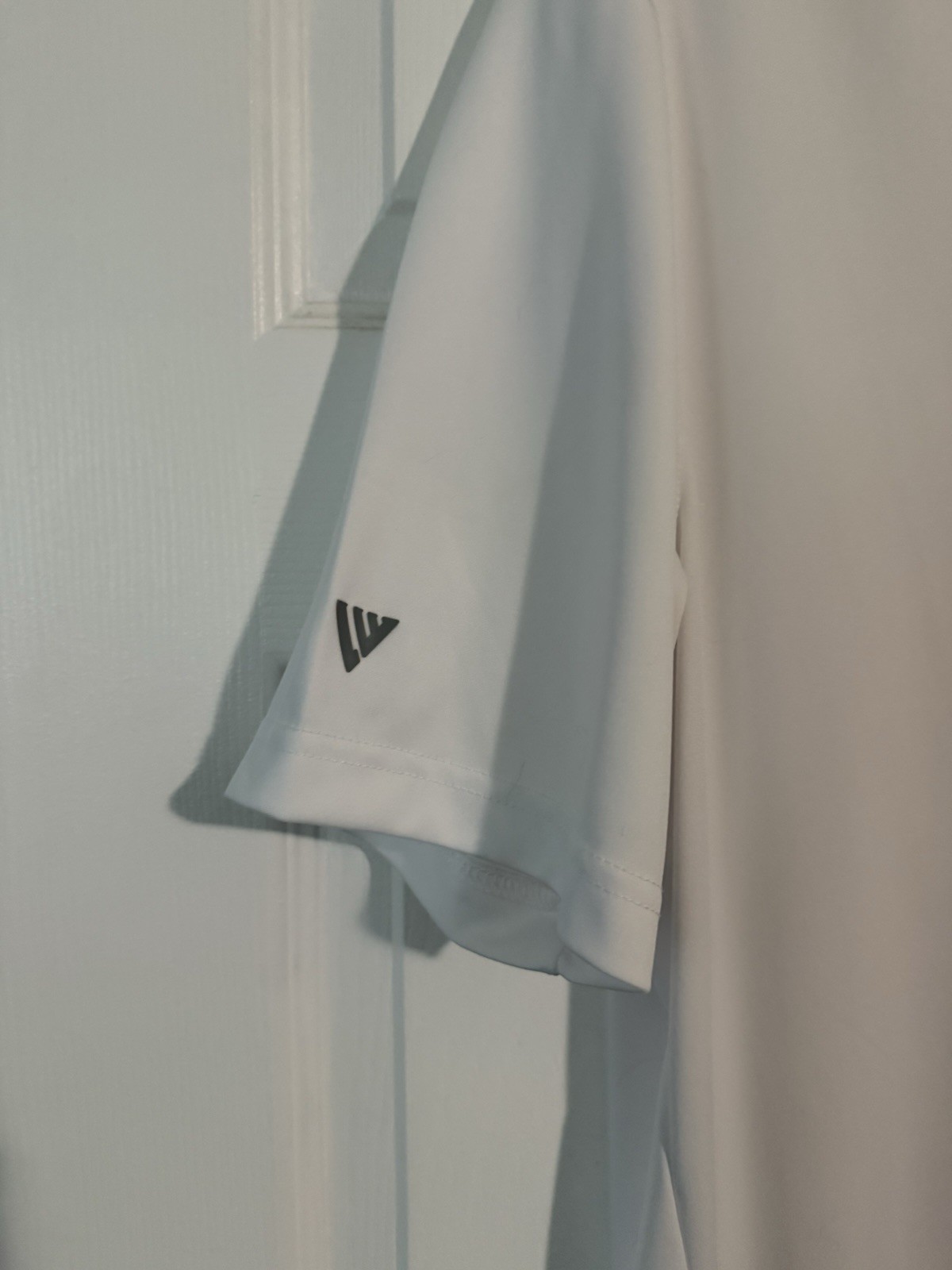 Laurel Valley Golf Club Polo Size – Large Color- White Level Wear
