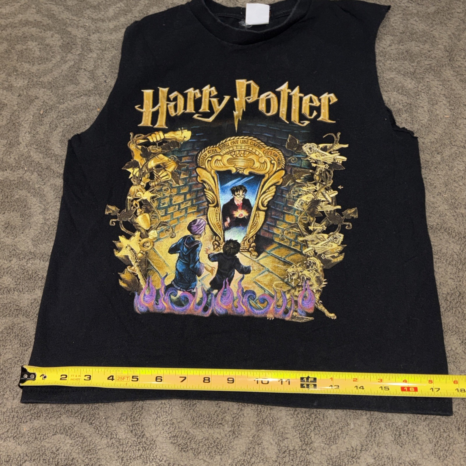 Vintage 2000 Harry Potter WB Store Large Promo Book Movie Shirt-CUT SLEEVES