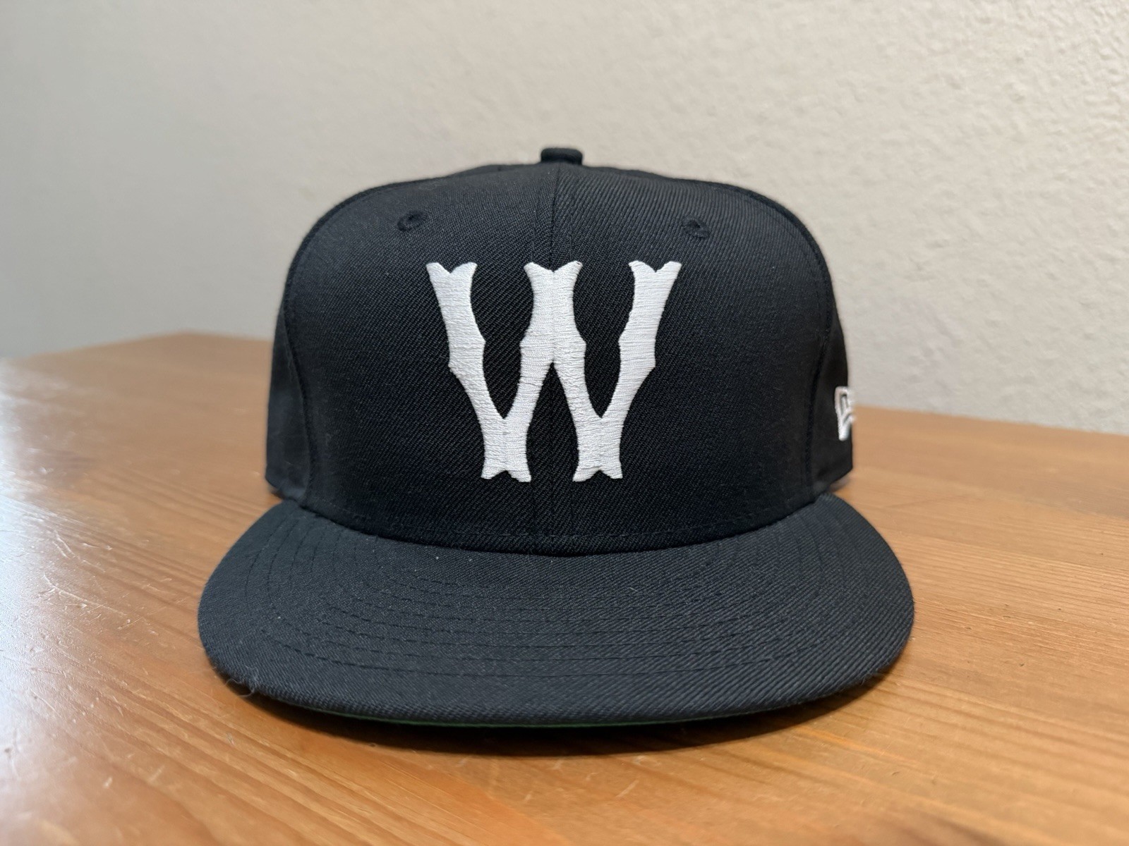 New Era Japan Exclusive Winfield W Logo 59Fifty Fitted Hat Cap, New Without Tags