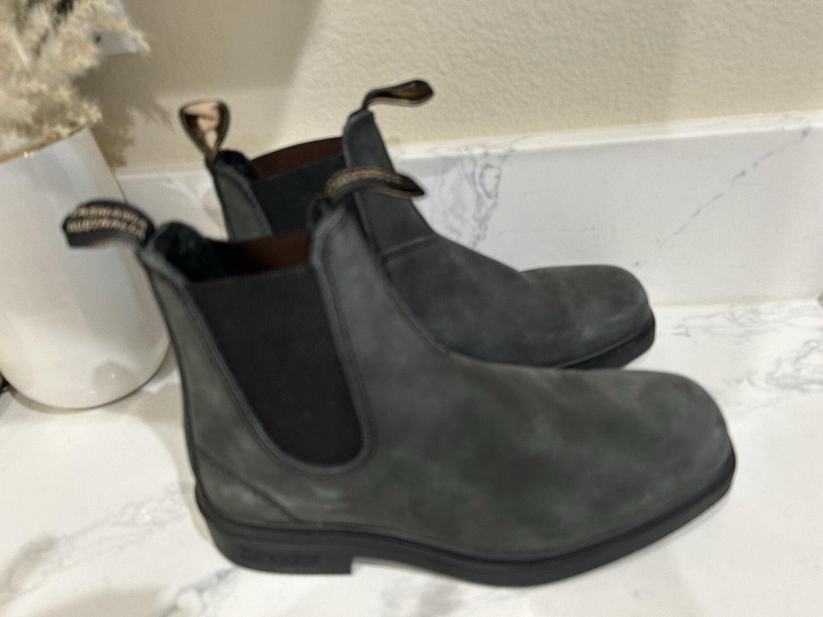 Blundstone NEW Tasmania Australia Rustic Black Leather Boots Men 5 Women 7