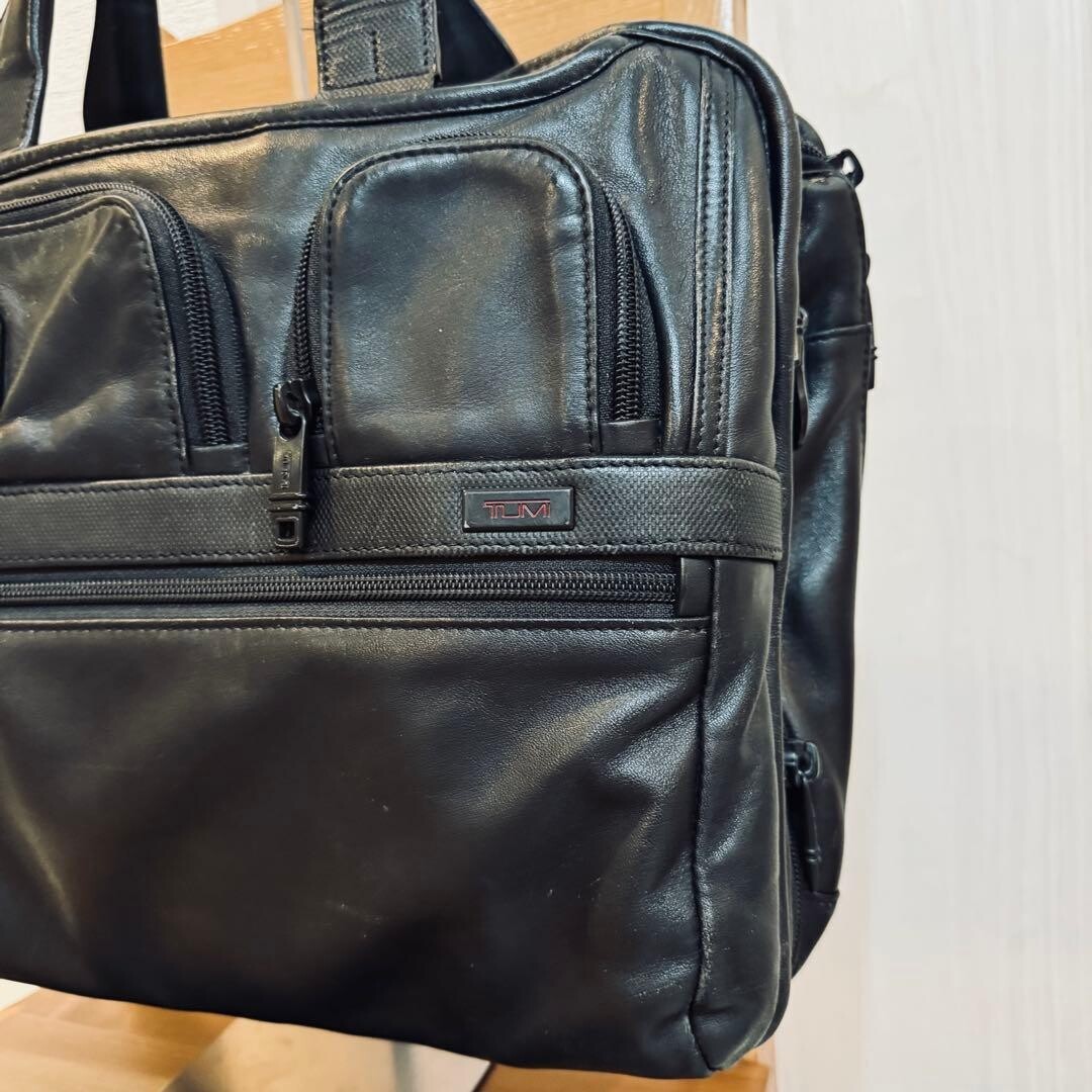 TUMI Alpha 2 Leather 2-Way Business Briefcase Laptop Bag 96141D2 Black 44cm