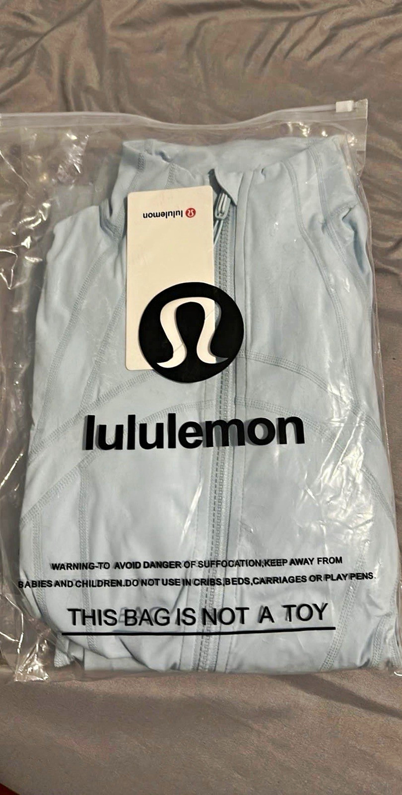 lululemon Women’s Track Jacket Light Blue Size 6 Full Zip Pockets Yoga Run