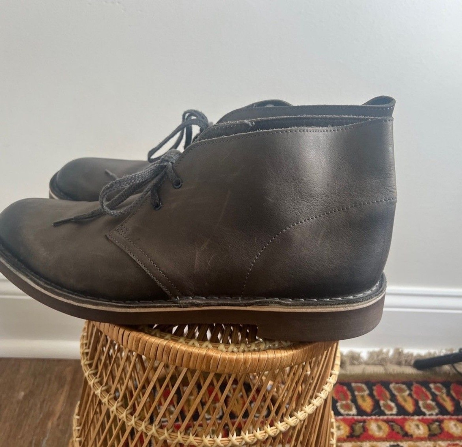 Clarks Collection Bushacre 2 Men’s Chukka Boot – Gray Beeswax, US Size 10.5 M