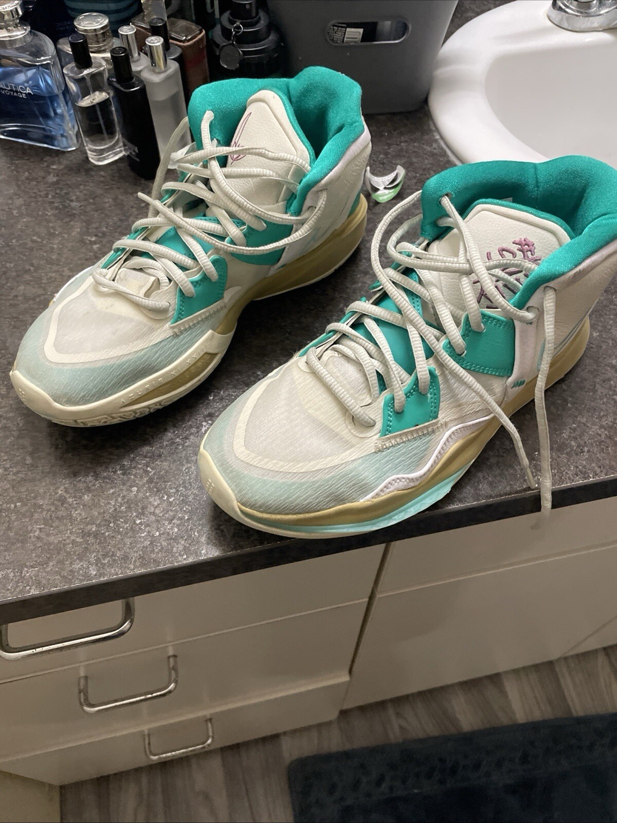 Nike Sue Bird x Kyrie Infinity Keep Sue Fresh ‘golden Tribute’