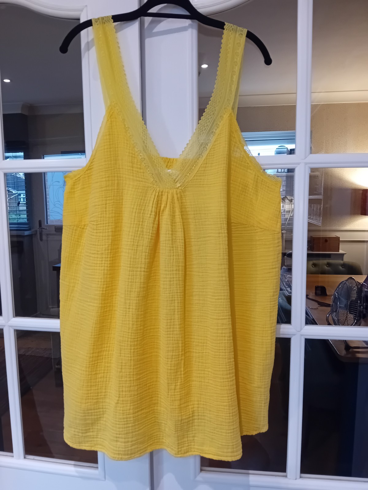 Beautiful Size 22 yellow Lemon Summer Top Pd £28 Bnwots
