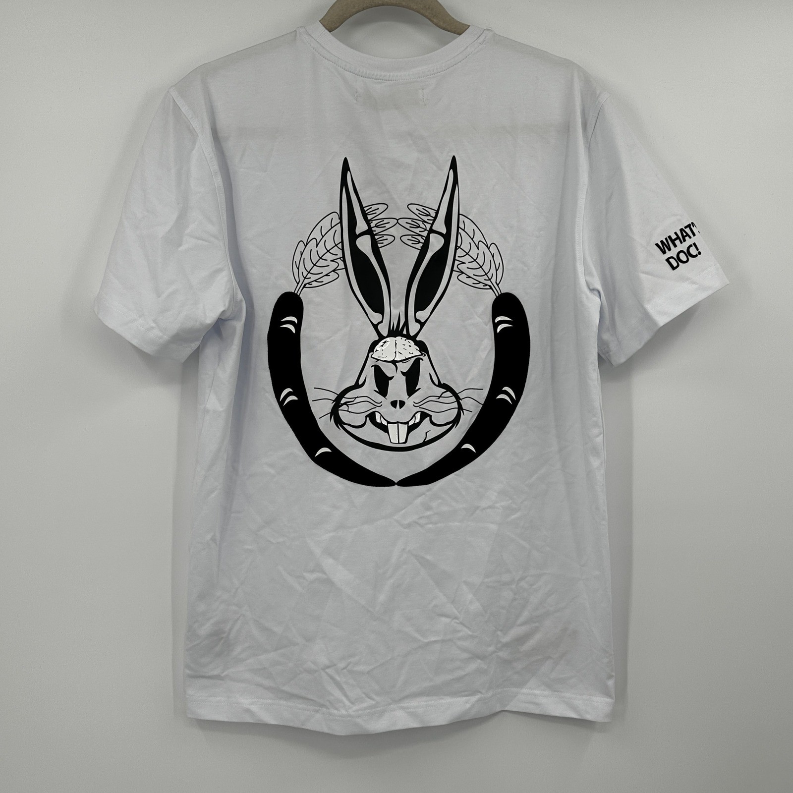 Mens Looney Tunes Bugs Bunny Graphic T Shirt White Size Medium What’s Up Doc