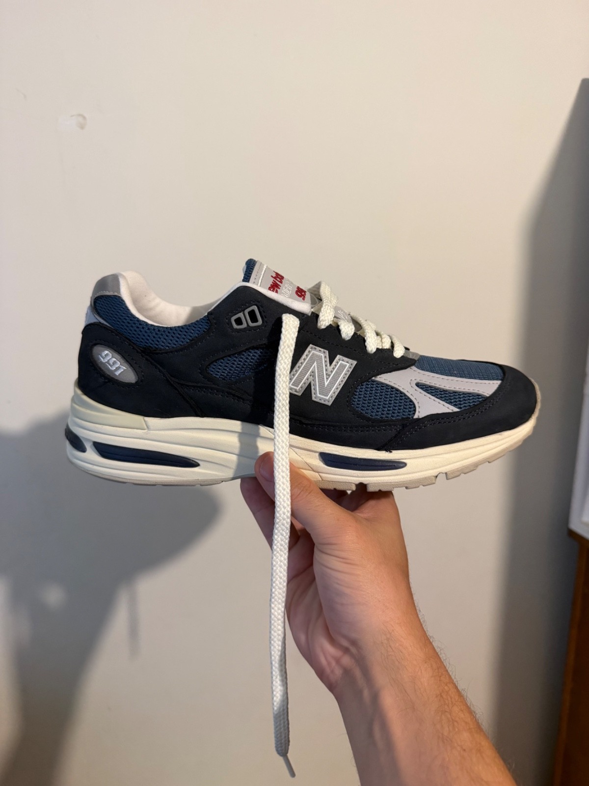 Size 7 – New Balance 991v2 Made in England Vintage Sport Pack – Navy