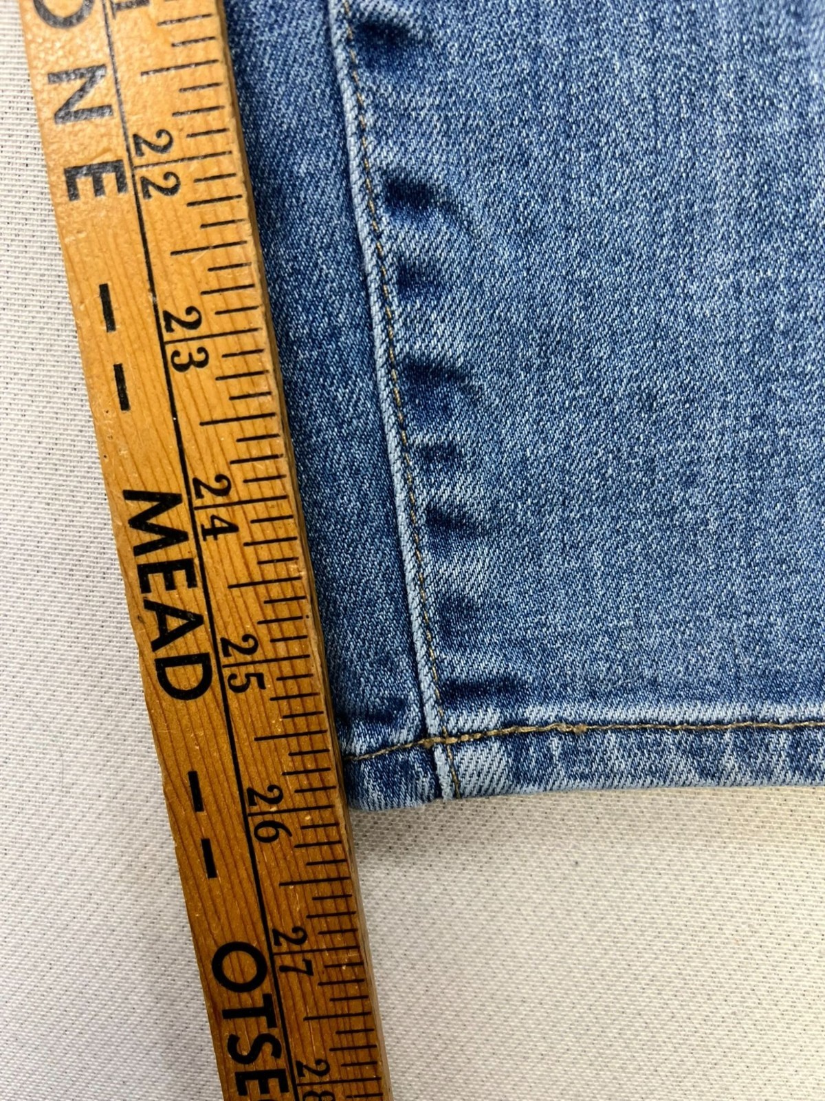 Talbots Womens Flawless Five-Pocket Boyfriend Jeans Stretch Denim Size 6P Blue