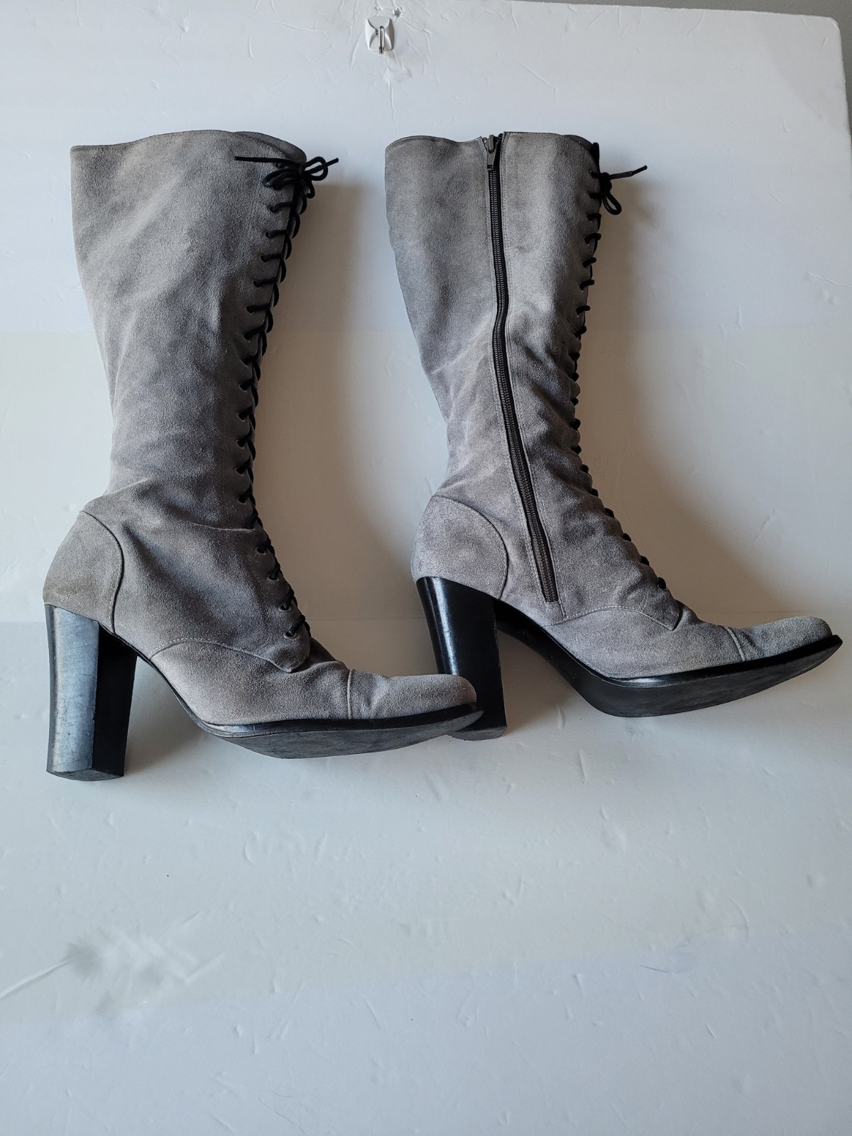 jessica bennett Suede Gray Boots Size 9