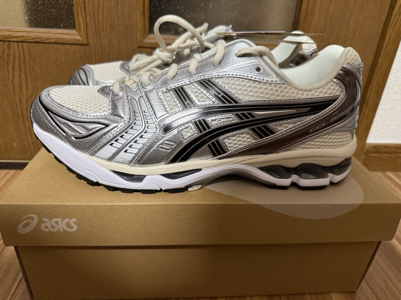 Size 8 – ASICS Gel Kayano 14 Cream Black