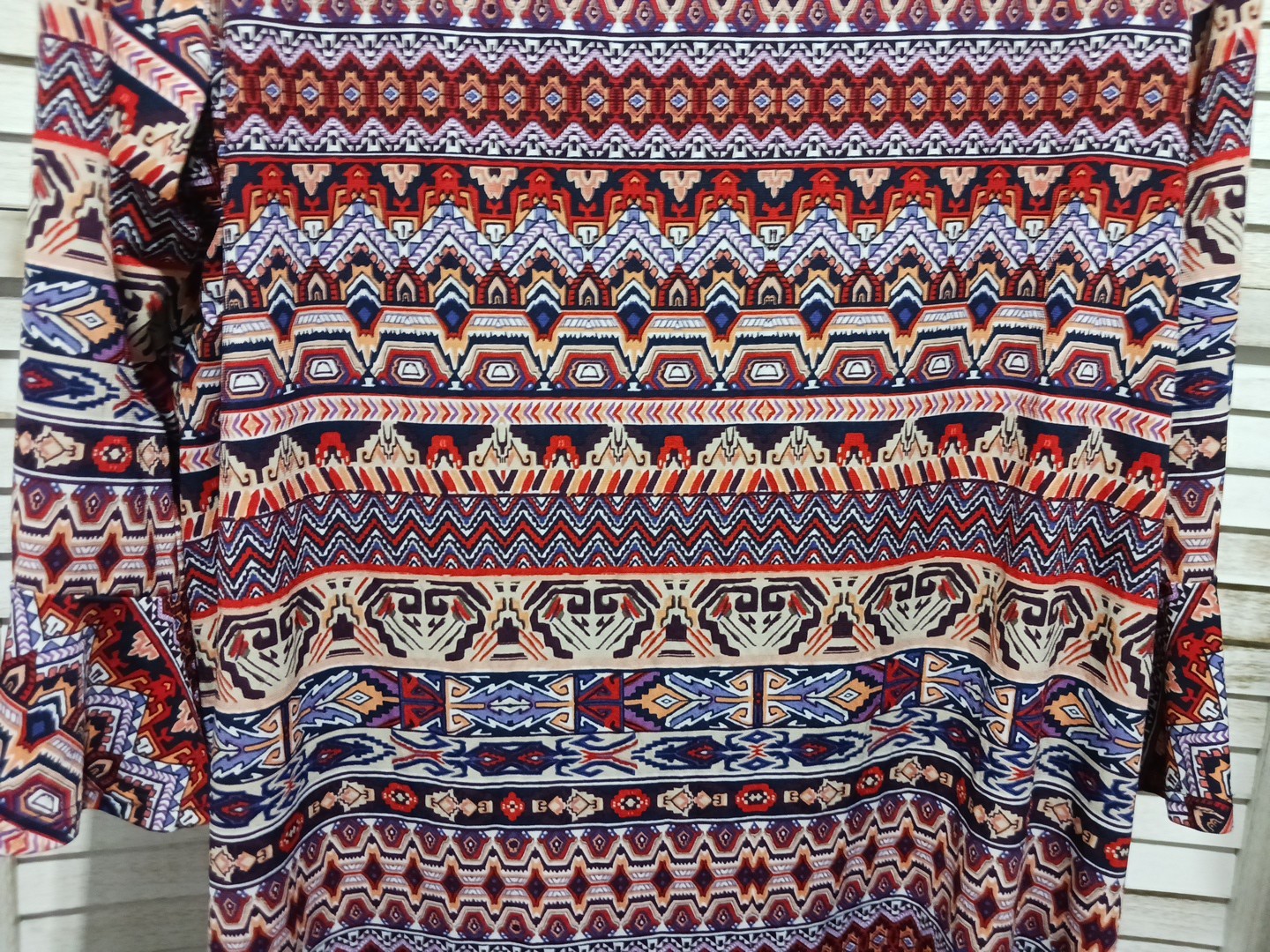 Womens DB Blouse Size 1X Orange Blue Aztec Designs Stretch Lightweight Unlined
