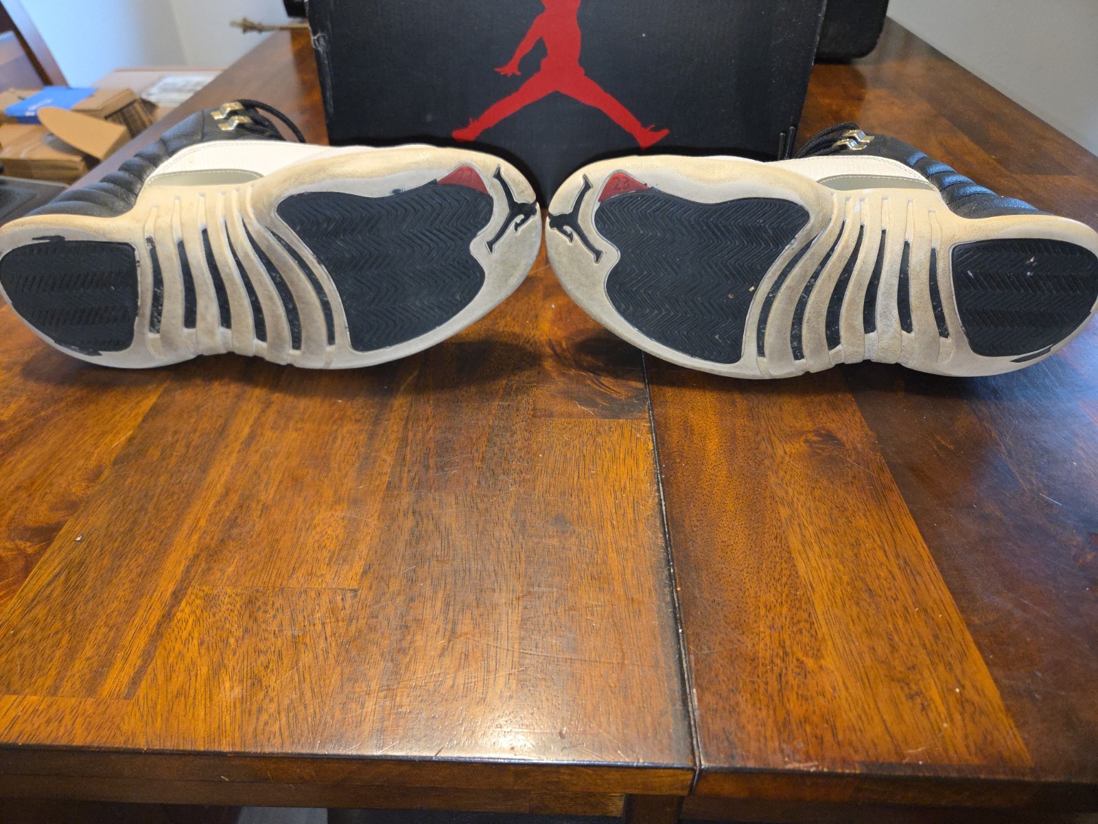 Air Jordan 12 Retro Playoff 2022 Black White CT8013-006 Mens 9 Replacement Box