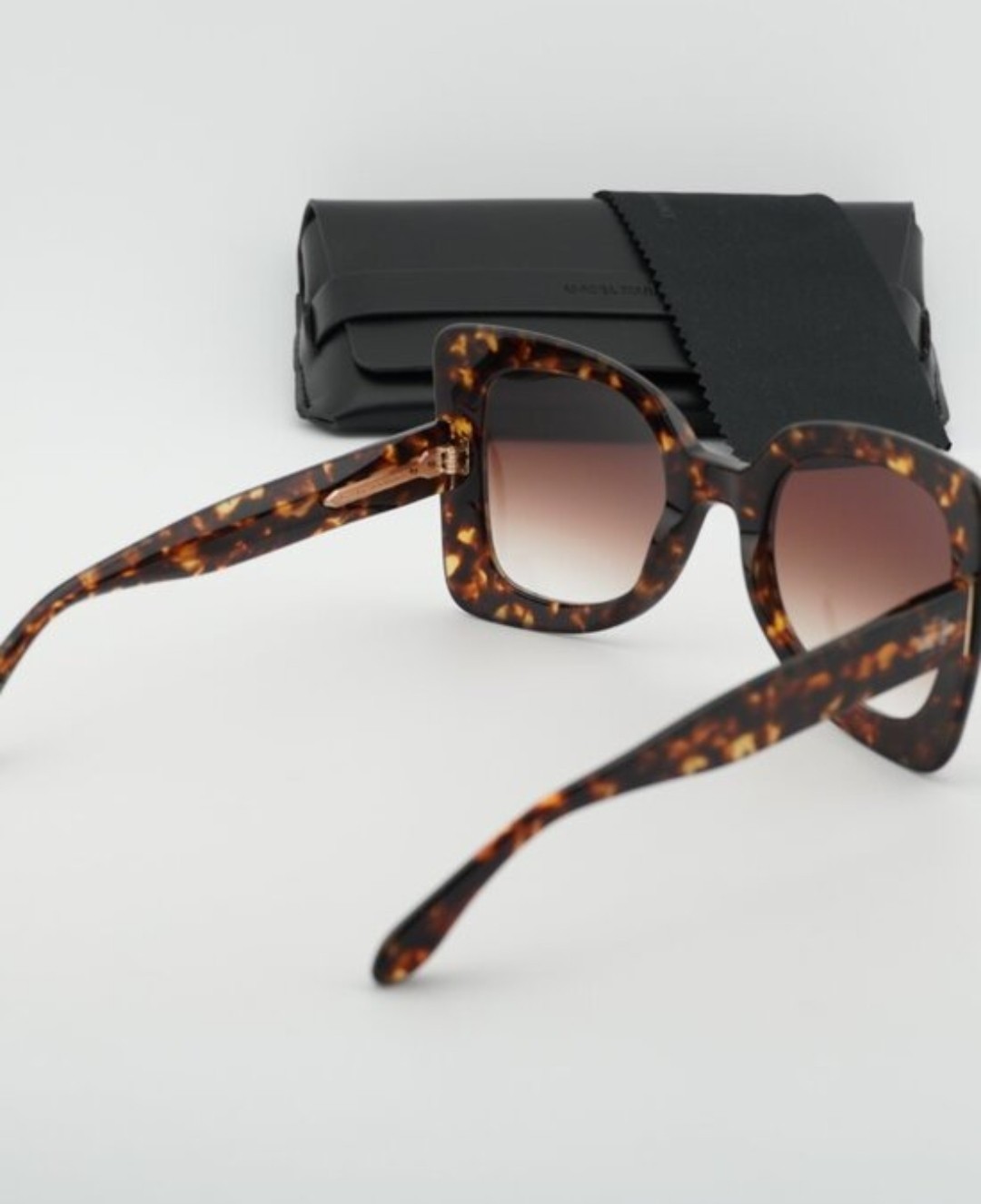 Isabel Marant IM 0120/S Women’s Tortoise Oversized Square Sunglasses UV400