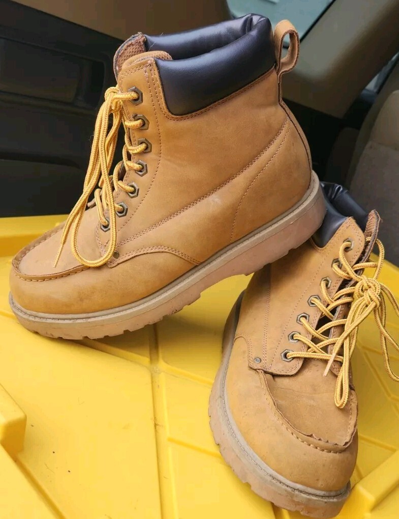 Denali soft toe workboot Used mens size 9 US