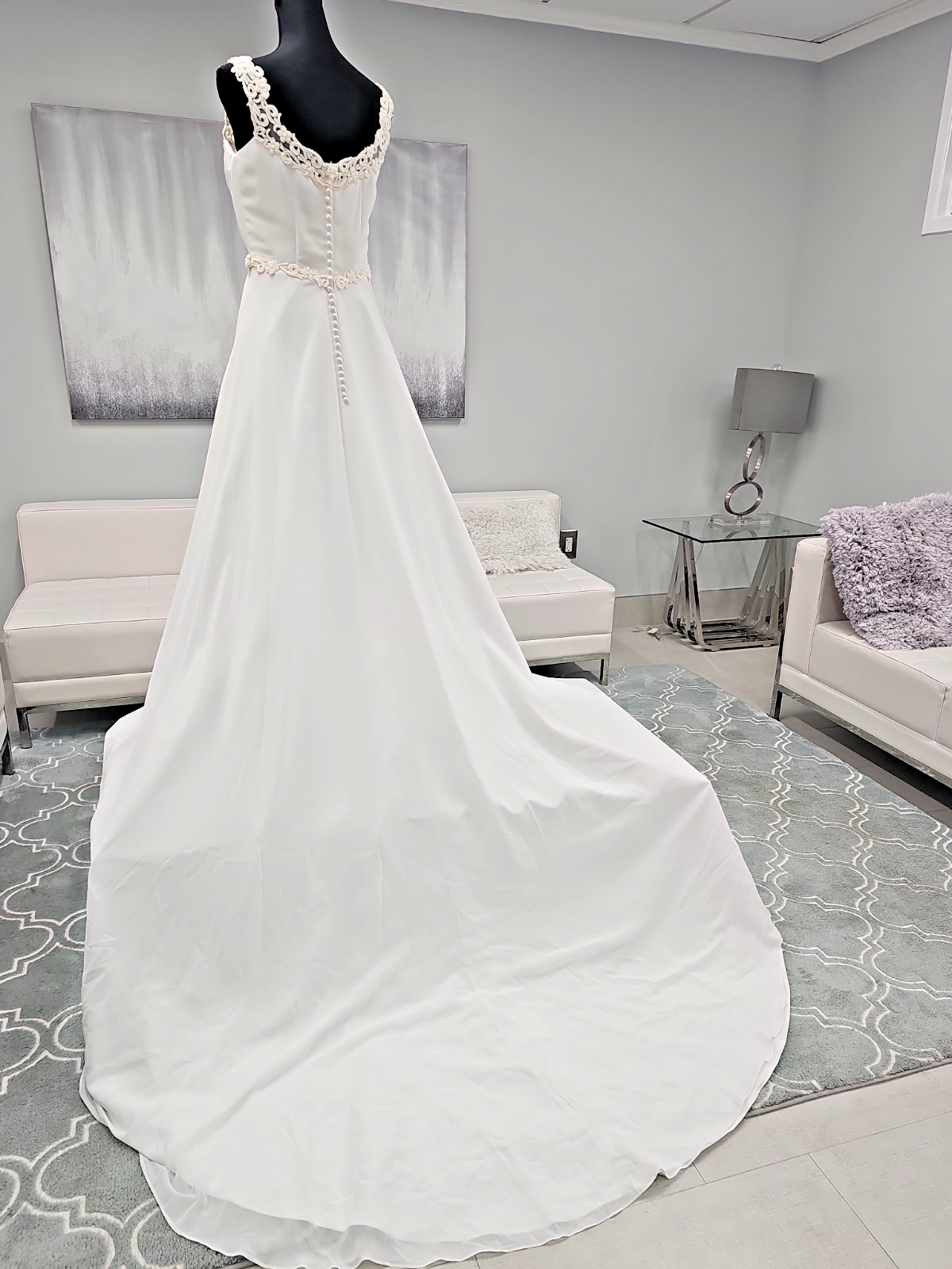 Moda Vella Chiffon, Size 10 Square Neckline with Lace and Pearls, A-line skirt