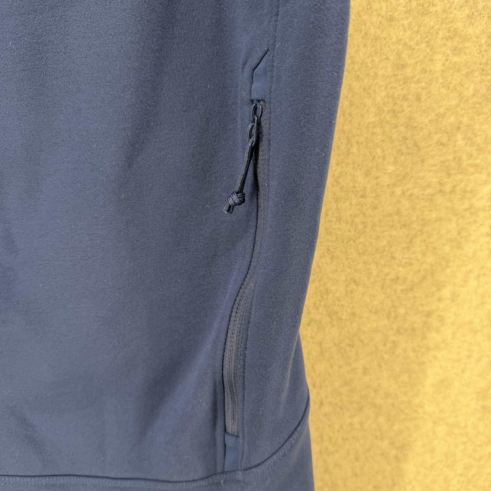 Arcteryx Vest Men M Blue Kyanite Softshell Fleece Lined Hike Sleeveless Jacket