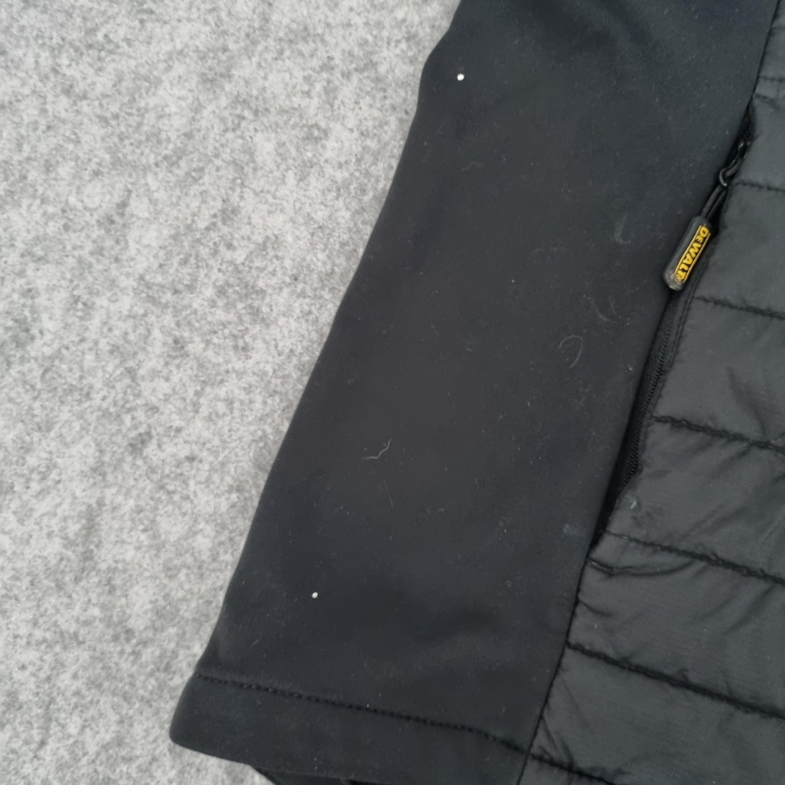DeWalt Gilet Mens Large Black Force Quilted Hybrid Work Bodywarmer Vest