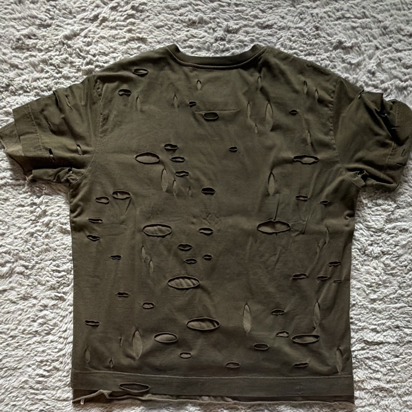 Givenchy Men’s Green XXL Crew Neck Short Sleeve Distressed Logo T-Shirt