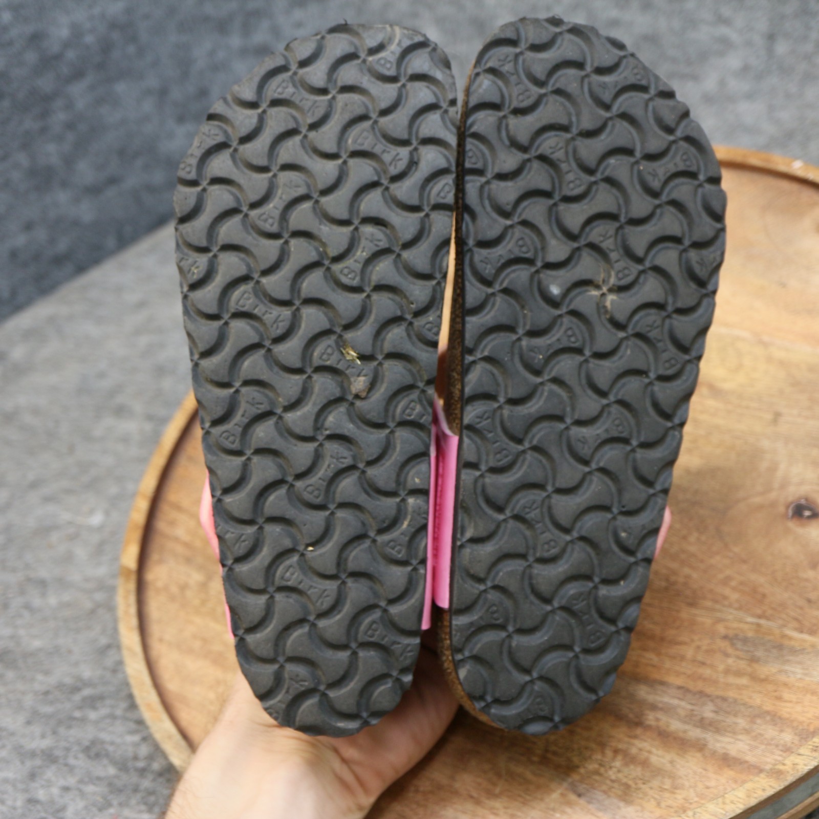 Birkenstock Gizeh Pink Patent Birko Flor Thong Sandals Womens Size 38 US 7 Reg.