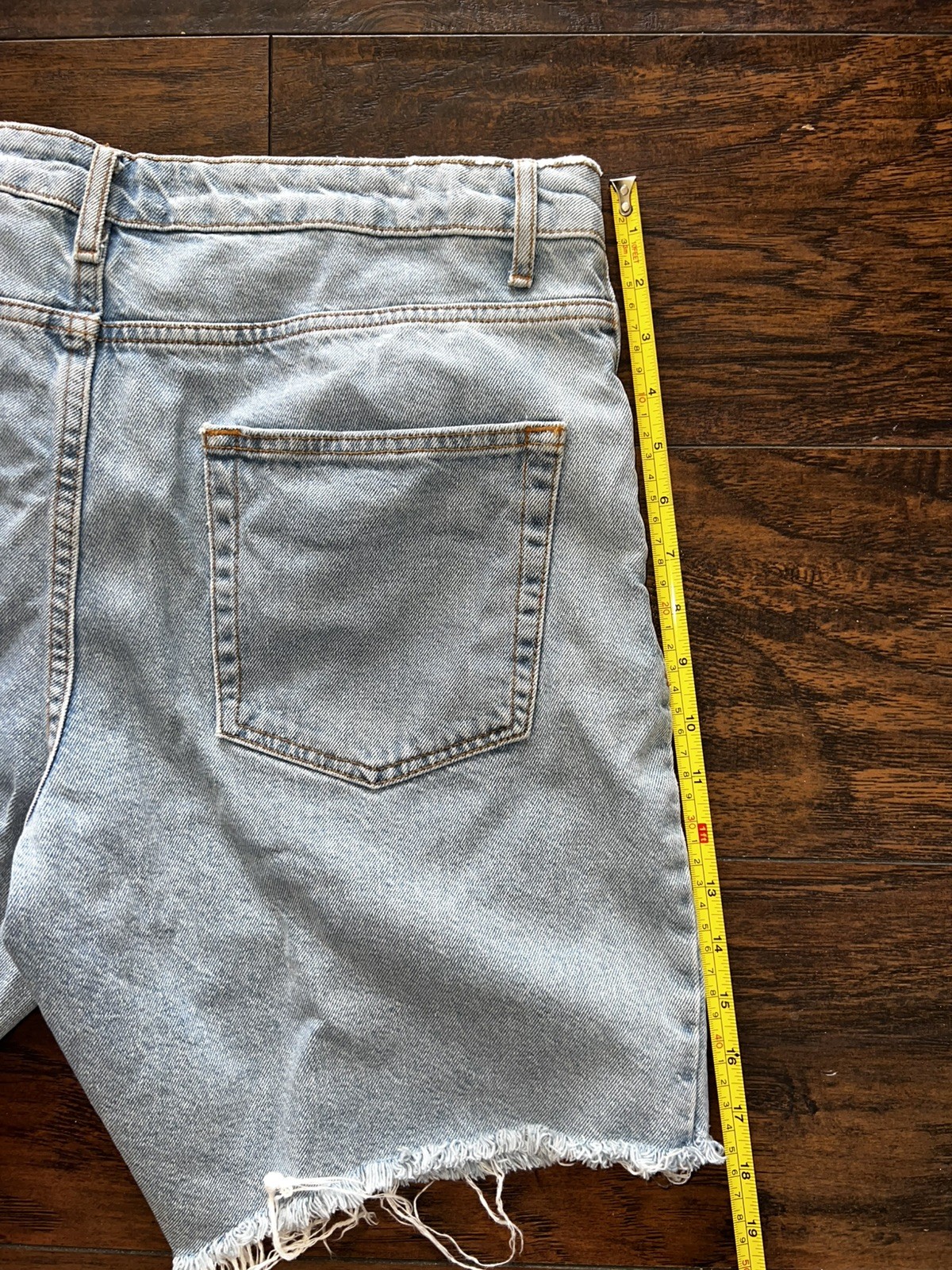 ASOS DESIGN Classic Rigid Denim Shorts in Light Stone Blue Wash Men Size W 34