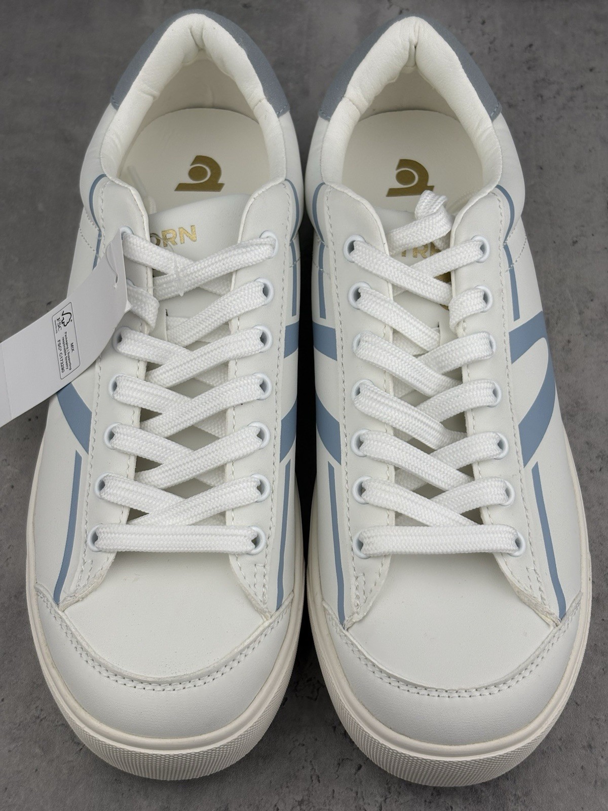 Tretorn “Serve” Women’s White/Blue, Size 8.5, Memory Foam Footbed Sneaker NEW!!
