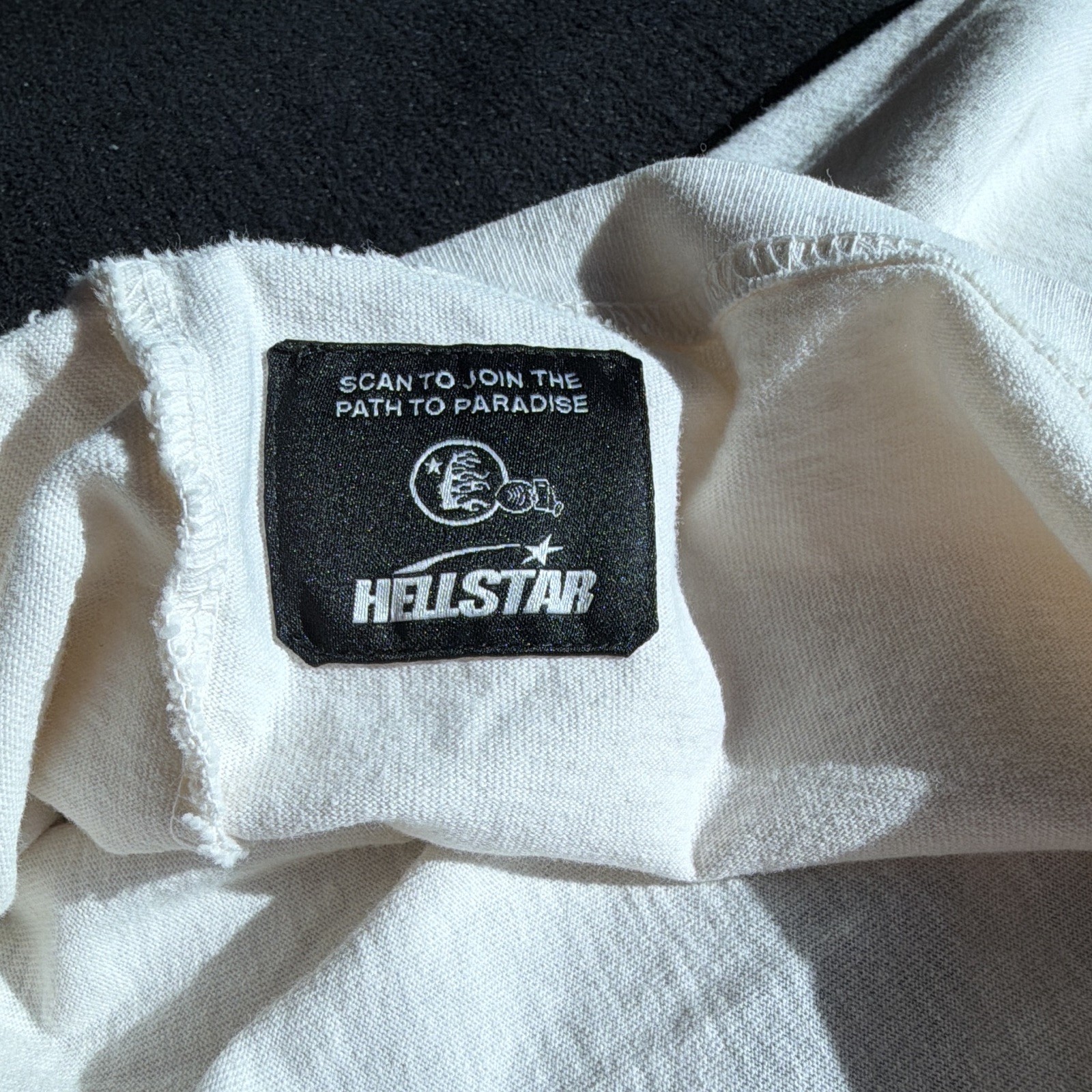 HELLSTAR Men’s White Size S Double-Sided Angel Logo Graphic Cotton Tee