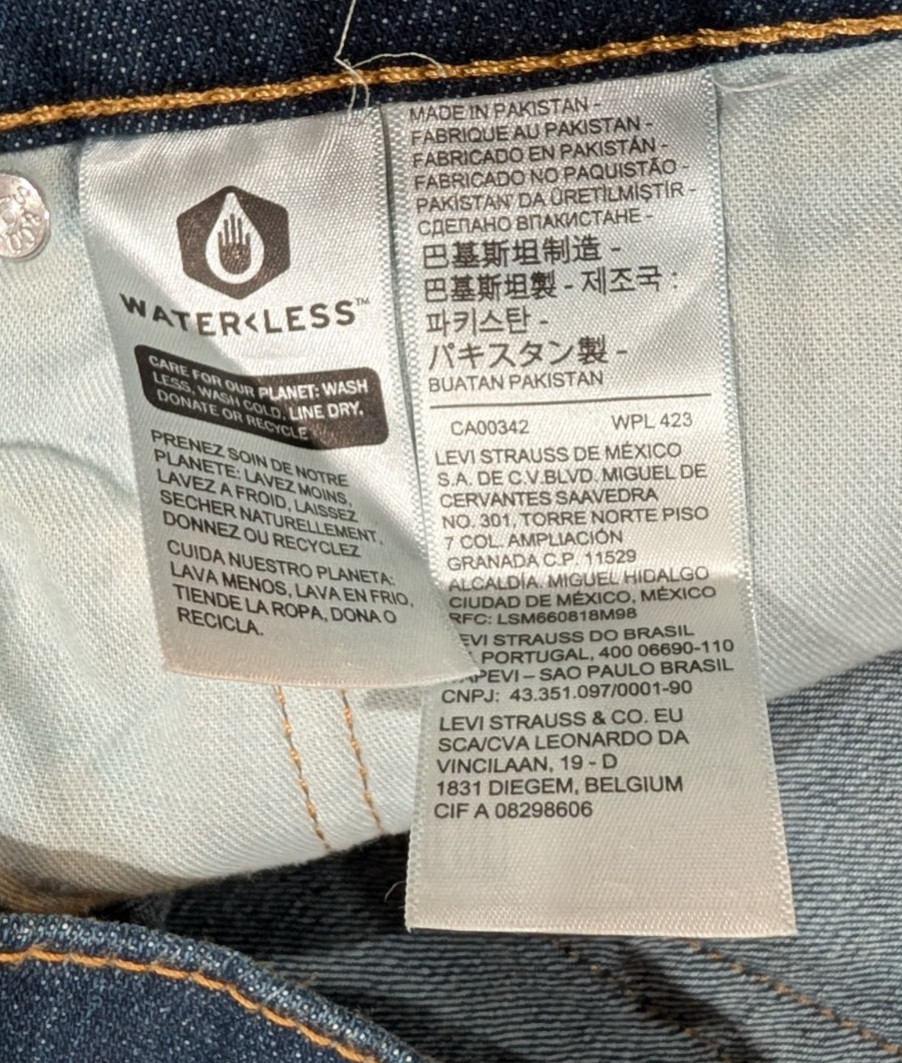 NEW Men’s Levi’s 527 Slim Bootcut Jeans Dark Wash Blue Size 34×34 NWT Ships Free