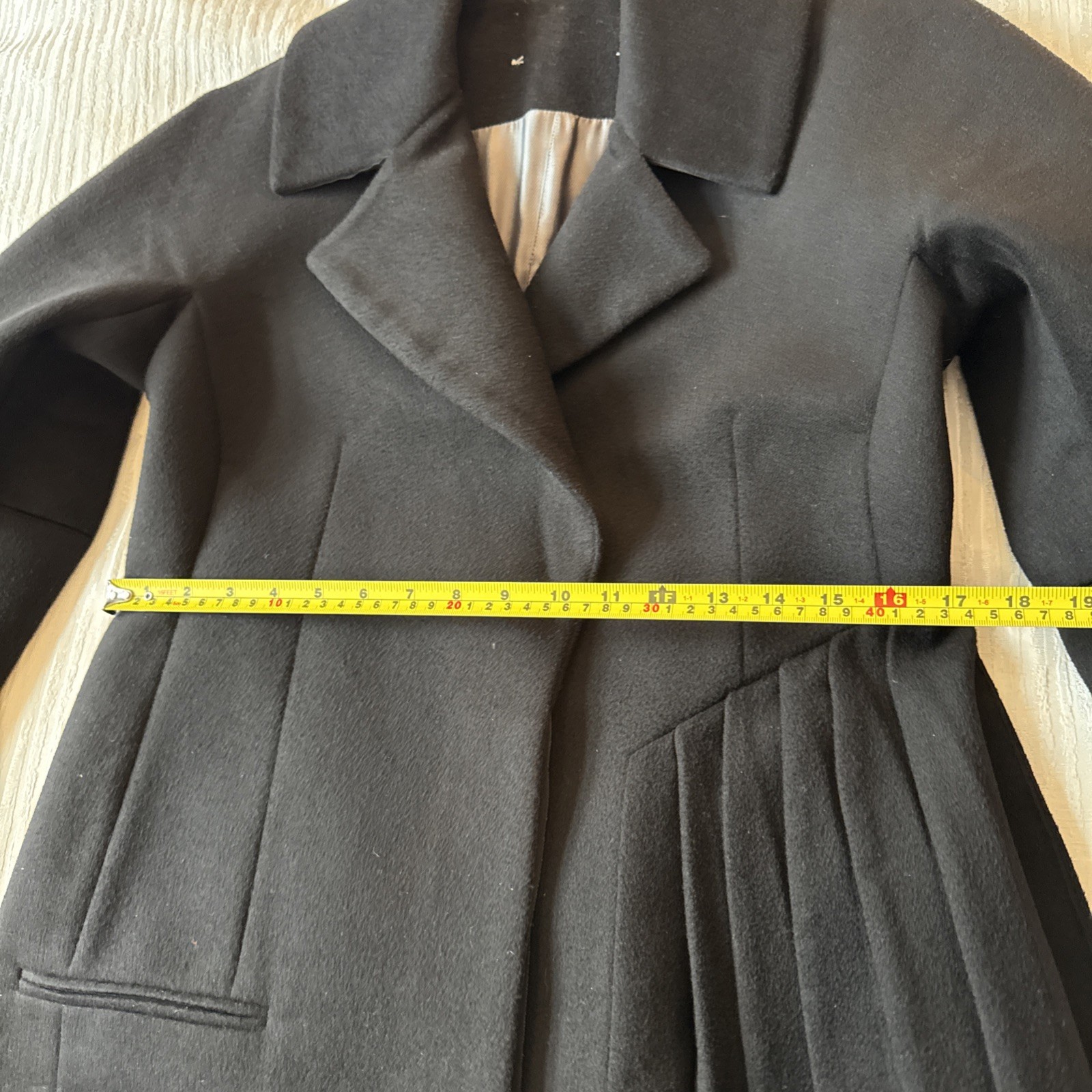 Black Coat, Sz 10, Made In England,90%virgin Wool,10shmere