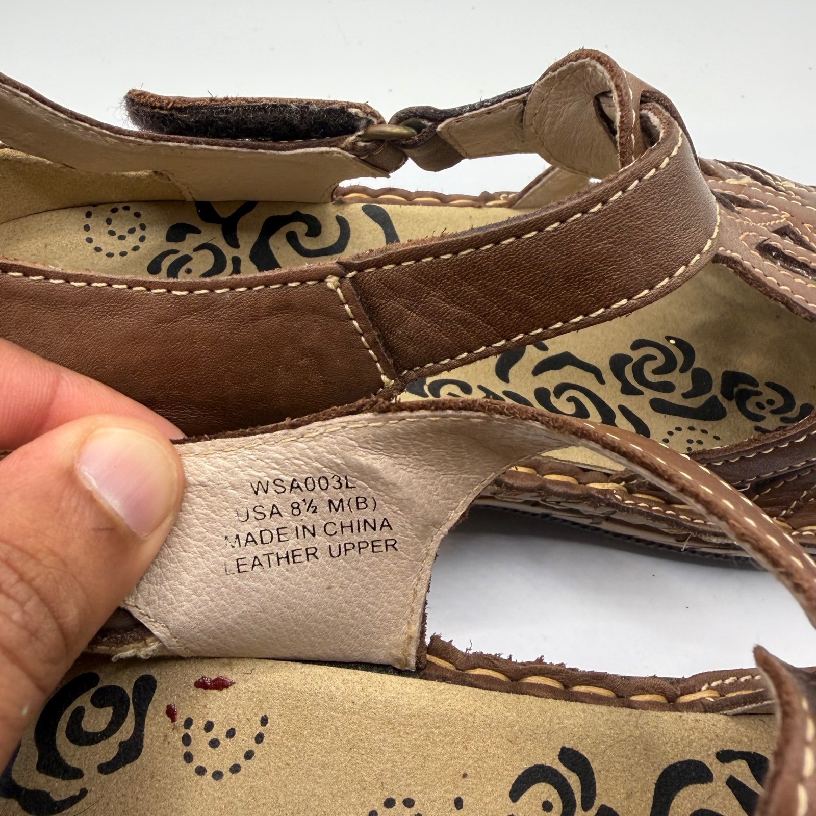 Propet Brown Leather Laser Cut Mary Jane T-Strap Comfort Flats Womens 8.5