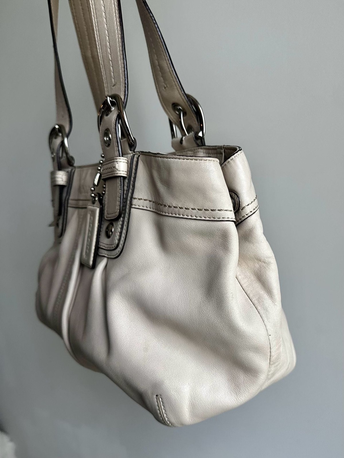 Coach Cream Leather Shoulder Bag