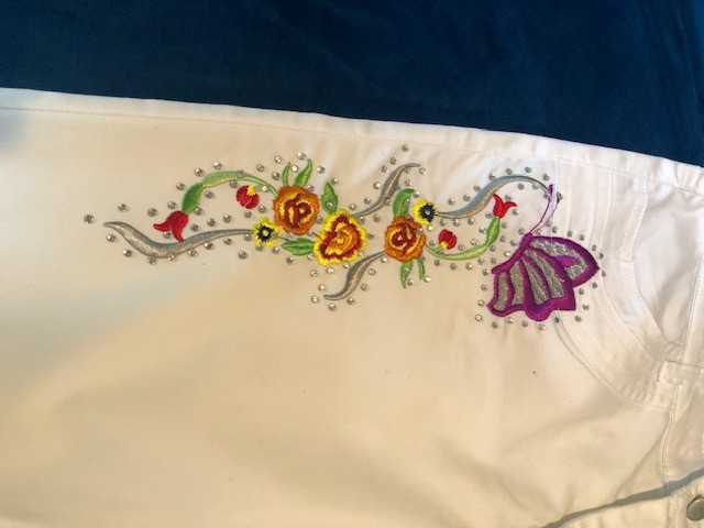 Size 4 wide leg Boston Proper White Crop Jeans Embroidered with stone accents