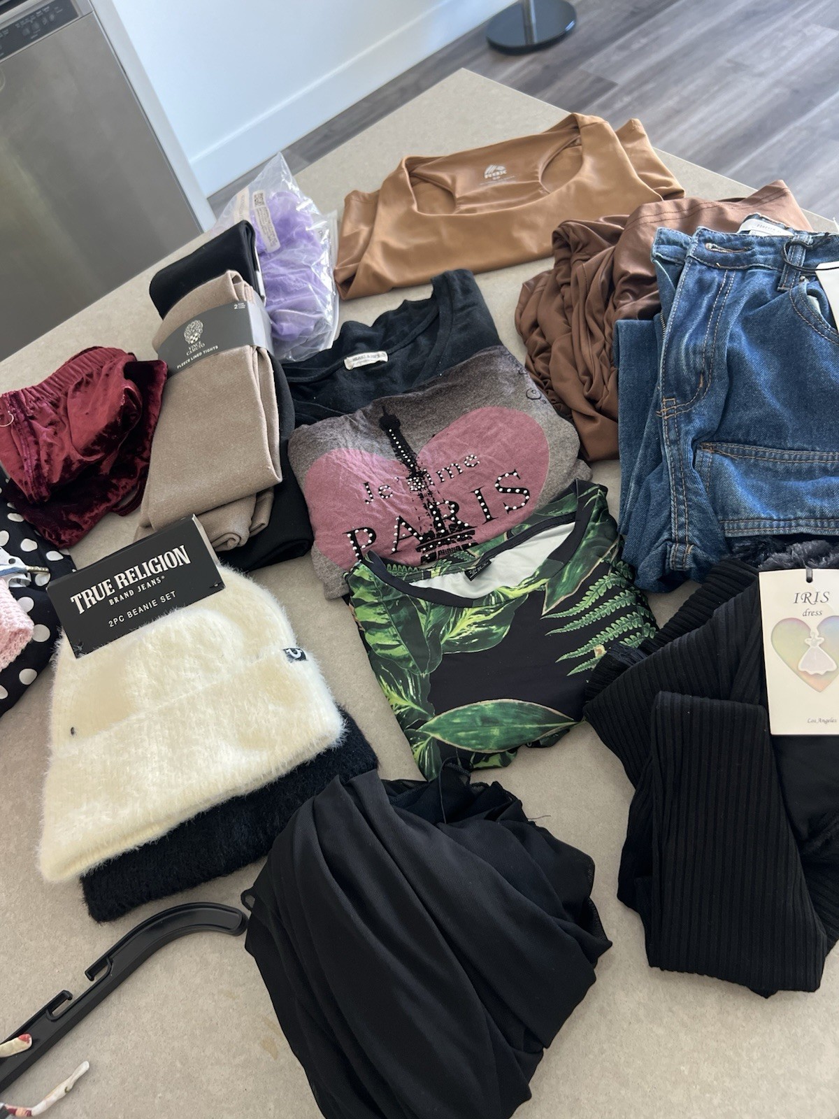 Clothing bundle Random Mix new and used Clothing for resale or personal use !