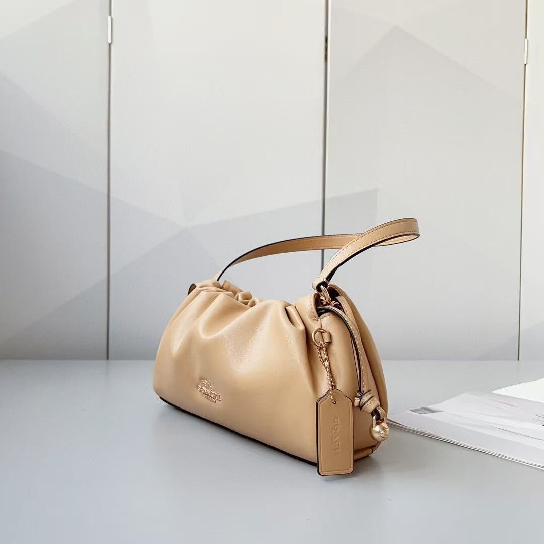 COACH Faye Shoulder Bag CV529 Outlet New Rushing Tan