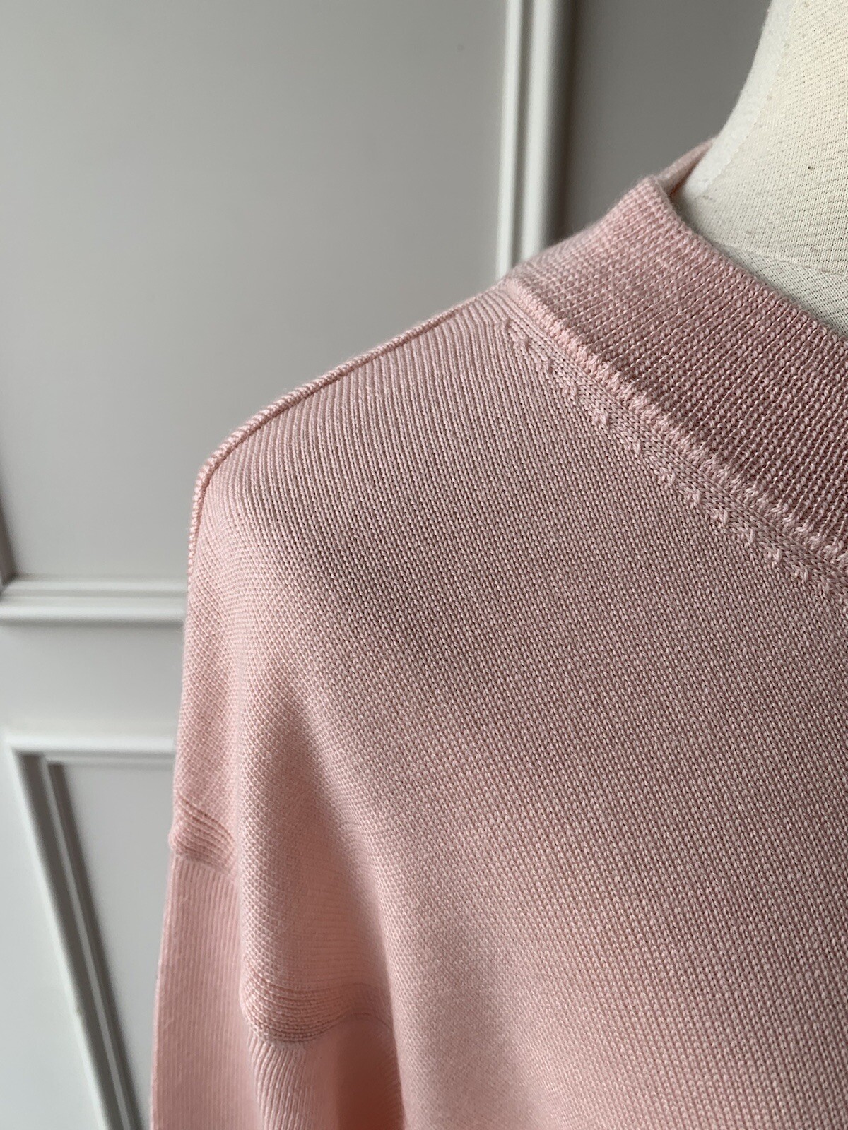| COUNTRY ROAD | traceable wool crew neck knit smokey pink SIZE: XXS,XS,S,M,L,XL