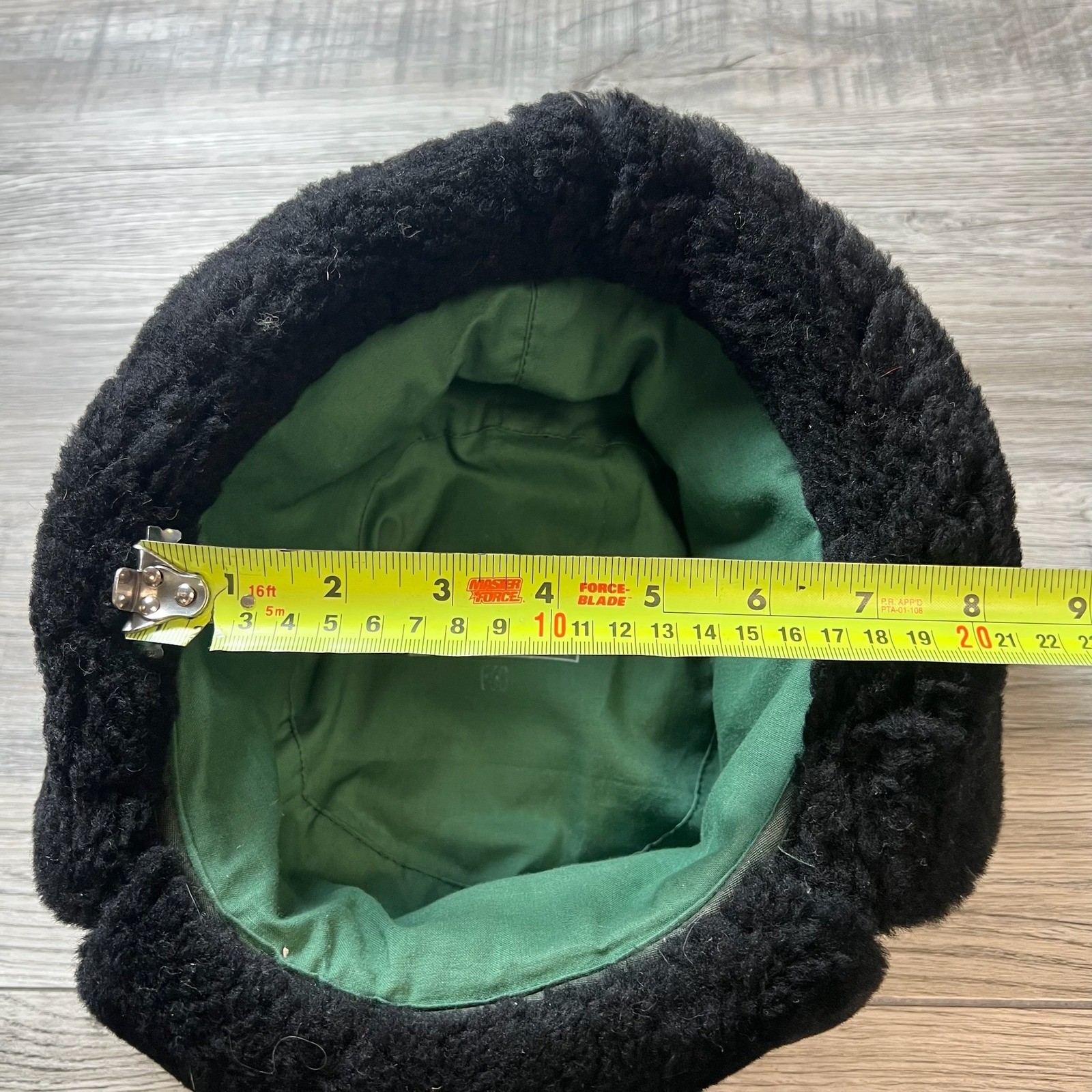 Military Ushanka Trapper Hat Unisex Size 59 Green Black Faux Fur Winter Cap Z95