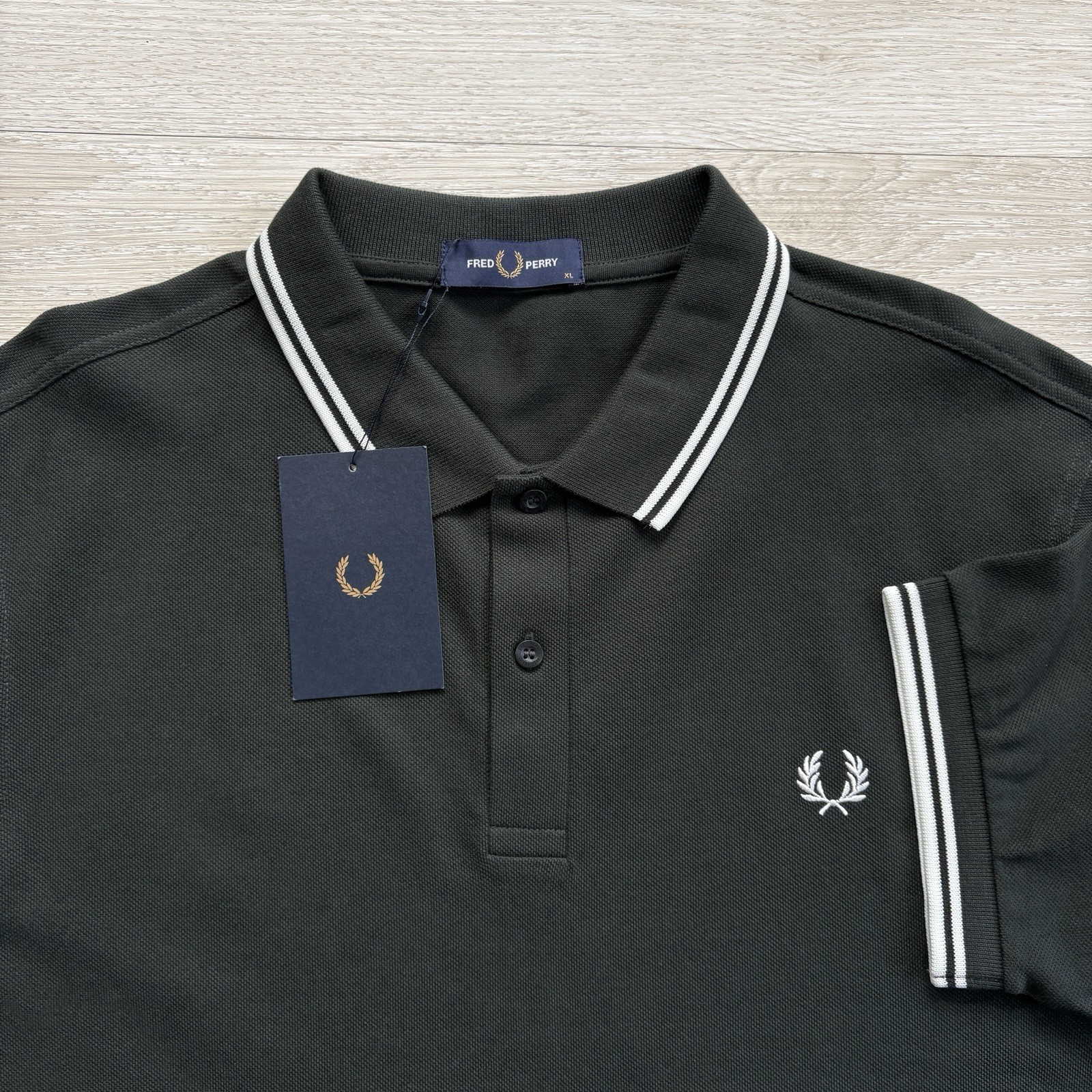 BNWT Fred Perry M3600 Short Sleeve Twin Tipped Polo Shirt Green Size Extra Large