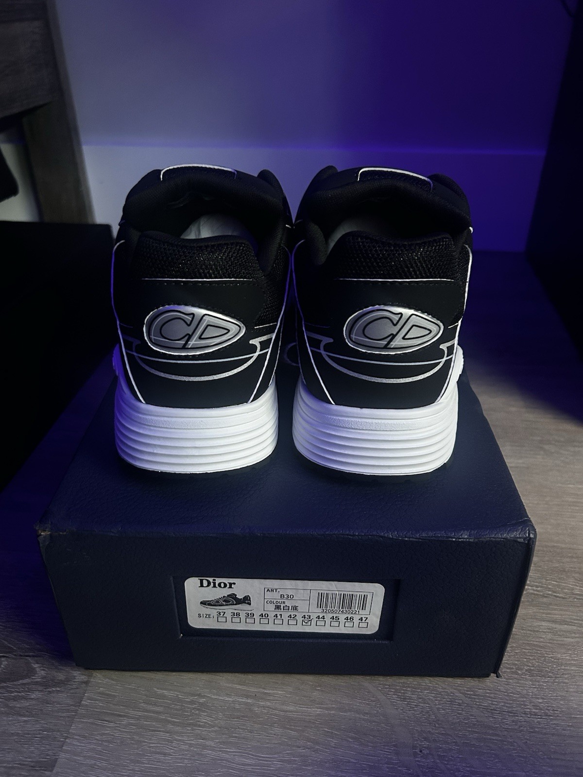 Dior B30 Men’s Low Top Lace-Up Athletic Sneakers Black White Gray New w/ Box