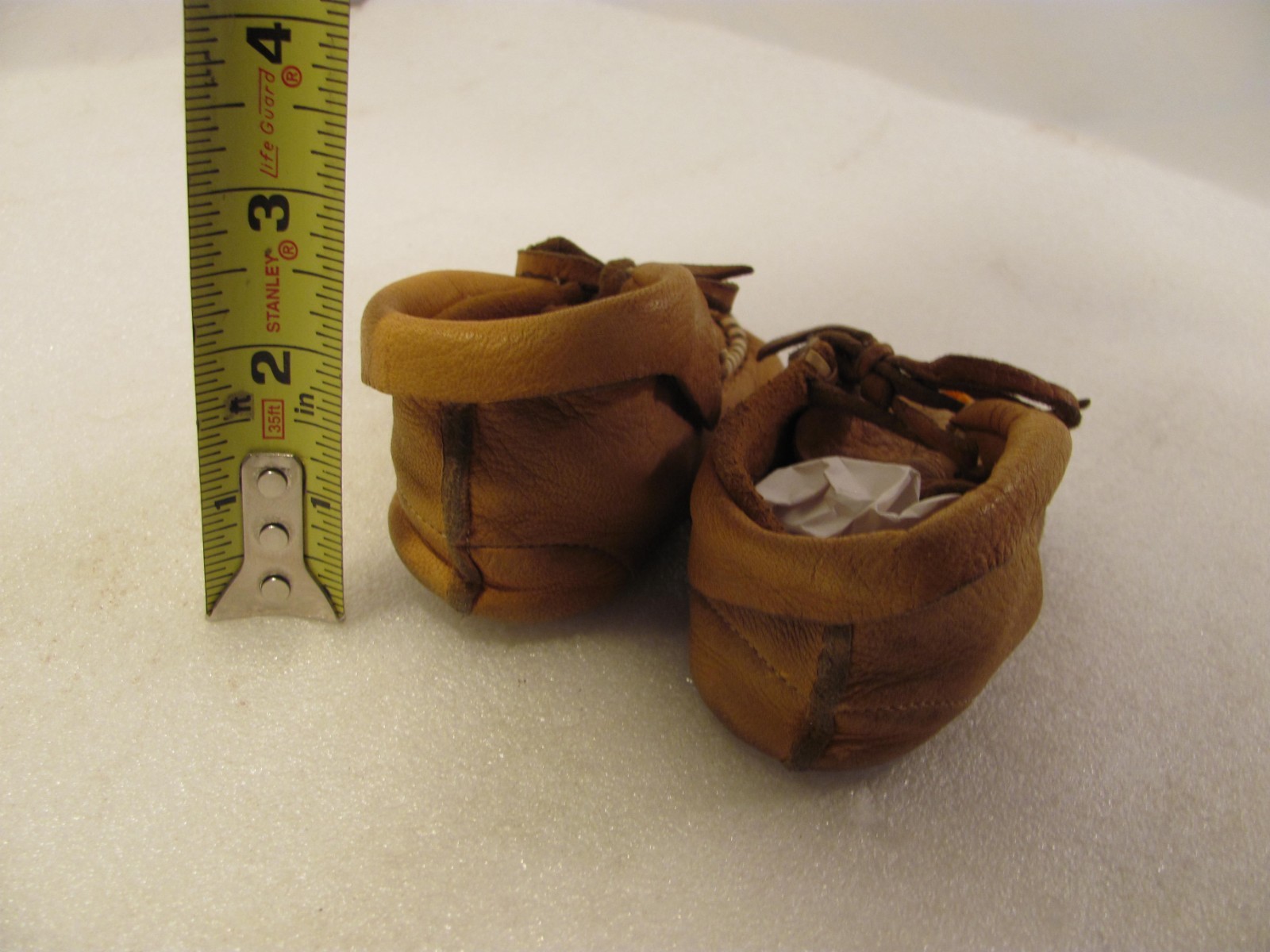 Baby Moccasins Size 4.5 Inches Genuine Brown Leather Vtg Beaded Decor Cute