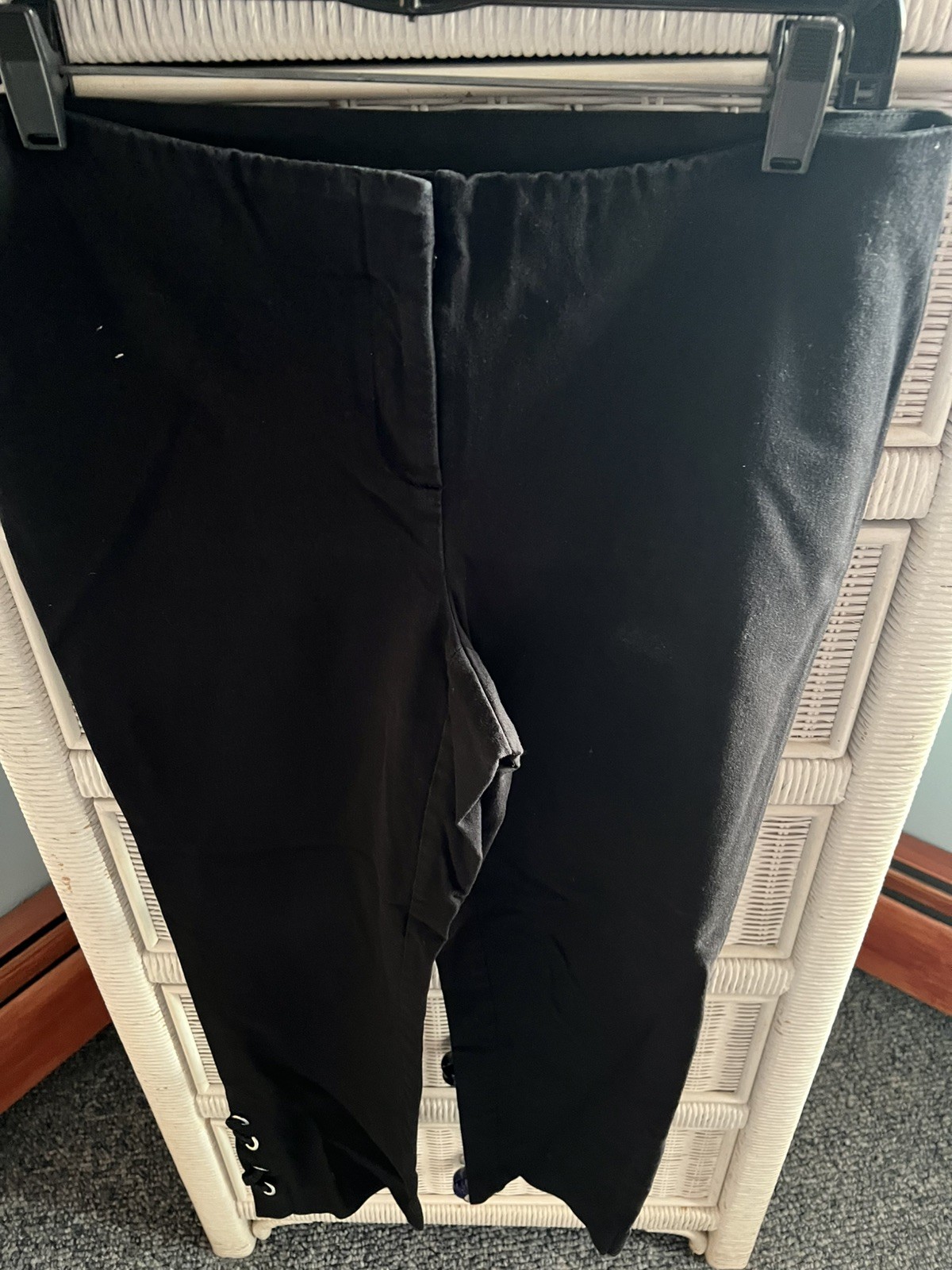 Alfani women’s black ankle straight pants with riveted ties at ankles size 6