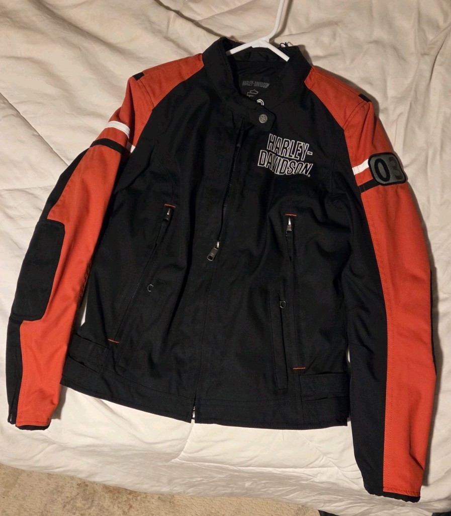 Women’s Hazard Waterproof Textile Riding Jacket (Medium)