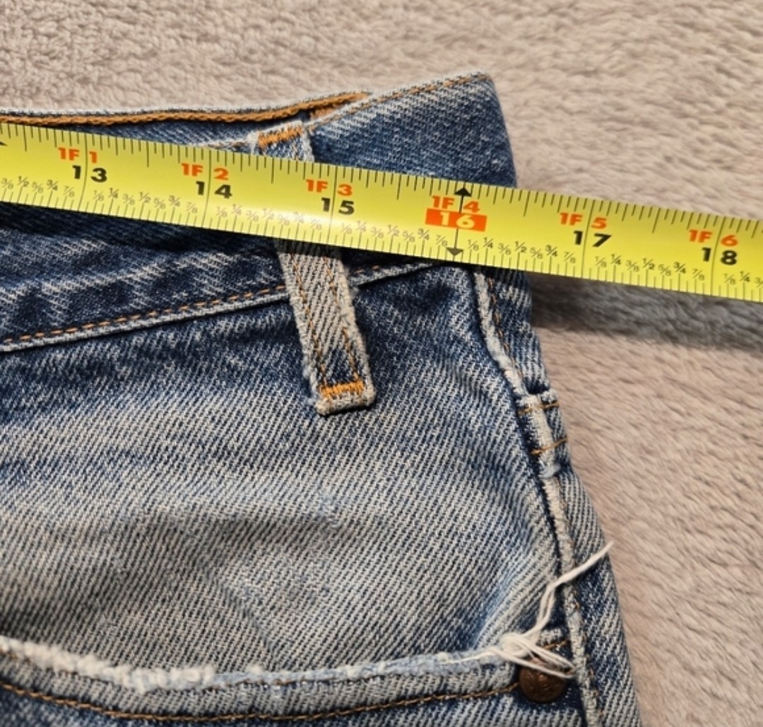 Vtg Levi’s 540 Relaxed Fit Bronze Tab Denim Straight Jeans Distressed 36×30