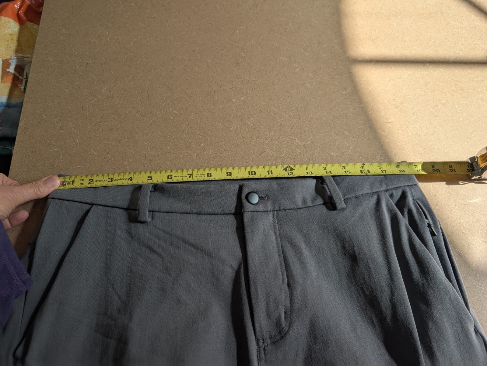 Lululemon Commission Pant Classic Qwick Chino in Charcoal Sze Size 38 Athleisure