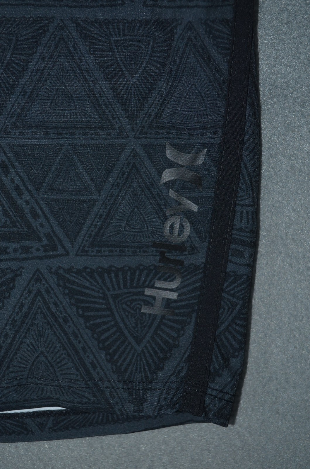 Hurley Phantom Boardshorts Mens 32 Gray/Black 9″ Inseam Aztec 20″ Length New