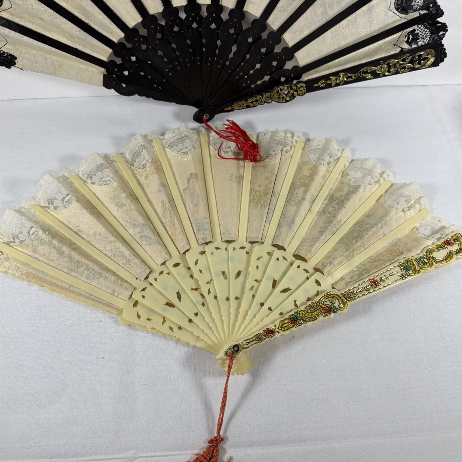 2 Vintage 1980’s Classical Scent Hand Fans fan Lace Fabric Plastic